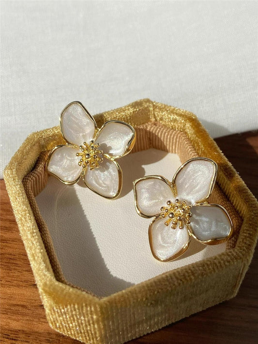 Flower-shaped earrings