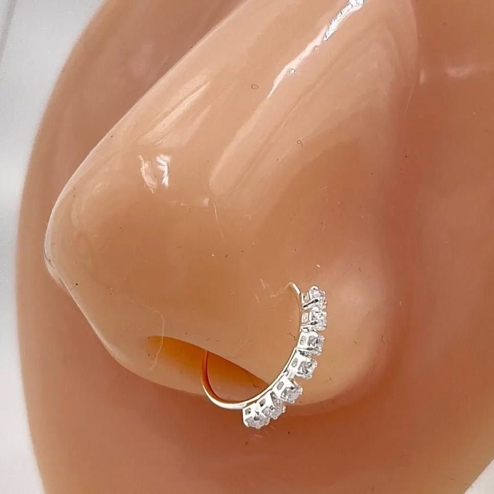 Hoop Nose piercing (silver )