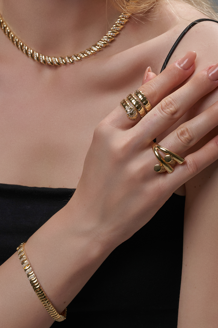 Necklace & Bracelets