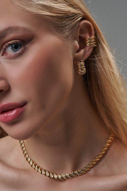 Ear cuff