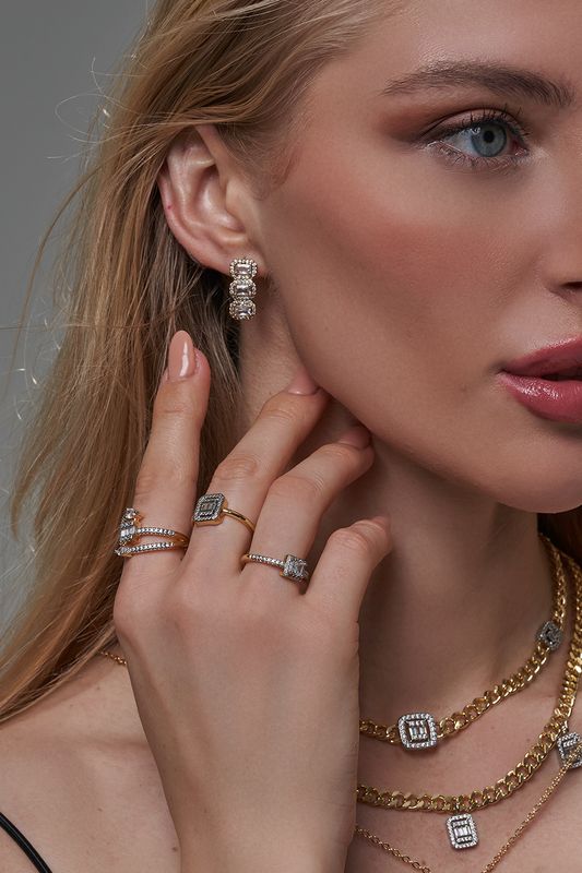 Zircon Earring