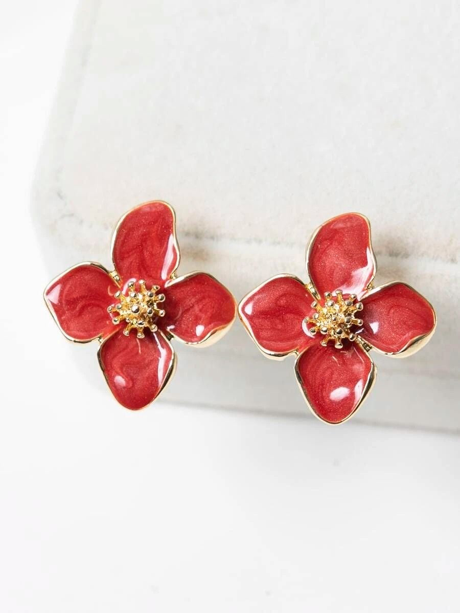 Flower-shaped earrings