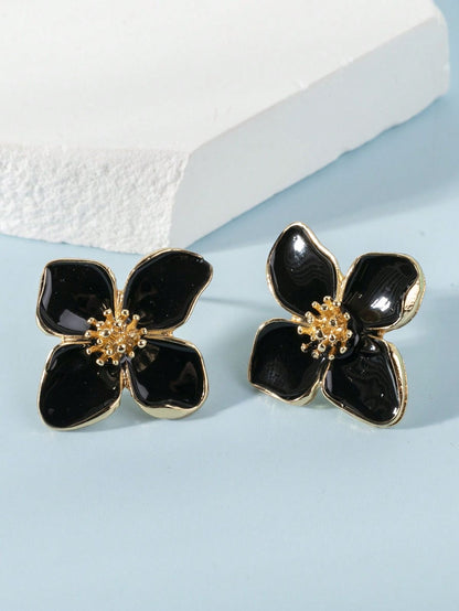 Flower-shaped earrings