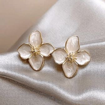Flower-shaped earrings