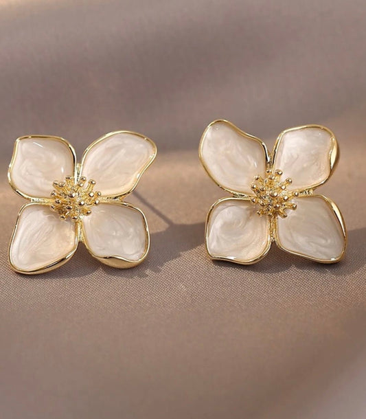 Flower-shaped earrings