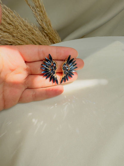 Wing-shaped earrings